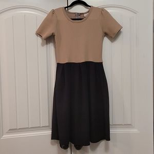 Like New! LuLaRoe Amelia- Size XS